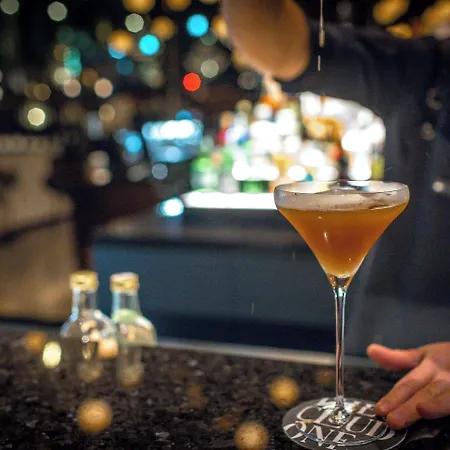 The Cloud One Duesseldorf-koebogen Hotel