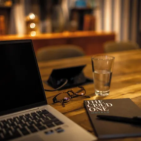 The Cloud One Duesseldorf-koebogen 4*