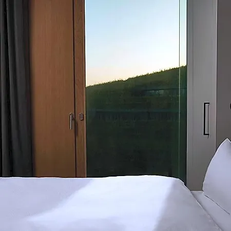 The Cloud One Duesseldorf-koebogen Hotell 4*